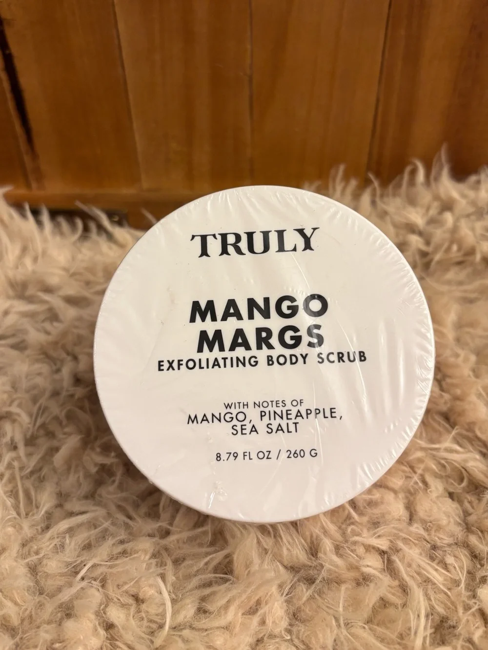 NWT  Mango Margs Exfoliating Body Scrub Mango Pineapple Sea Salt 8.79 fl oz